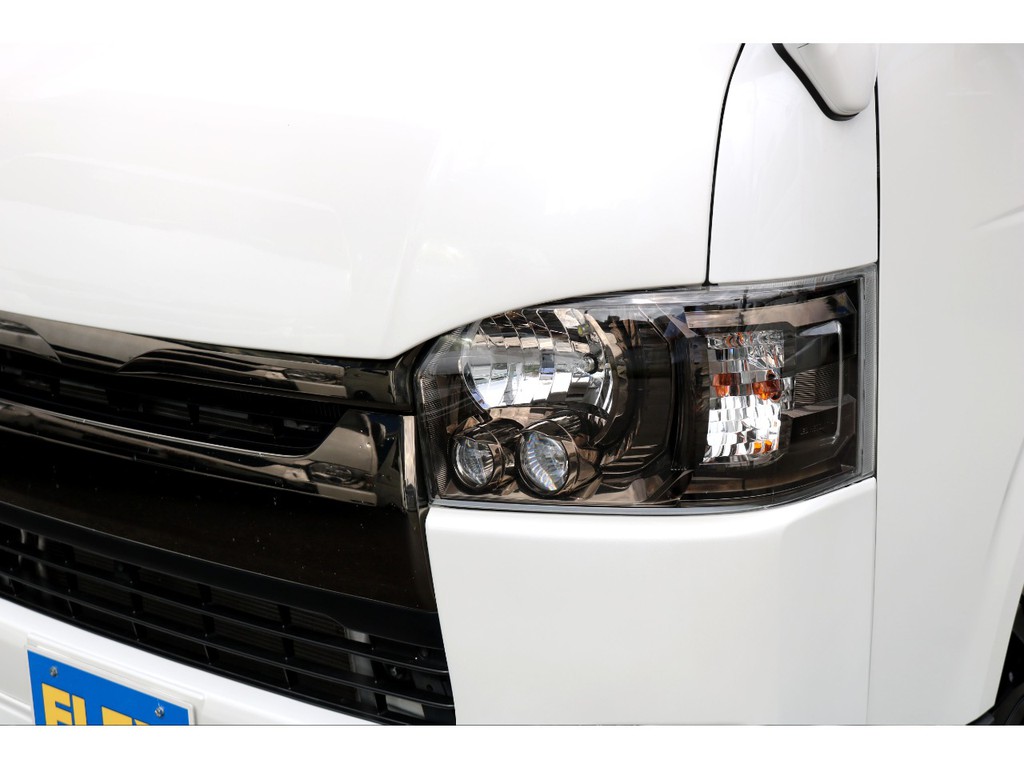 ＬＥＤヘッドライトインナーブラック施工！