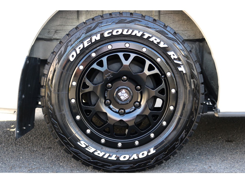 エクストリーム１６インチアルミ！ＴＯＹＯタイヤ