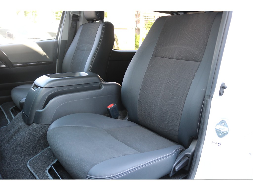 ハーフレザーシート！