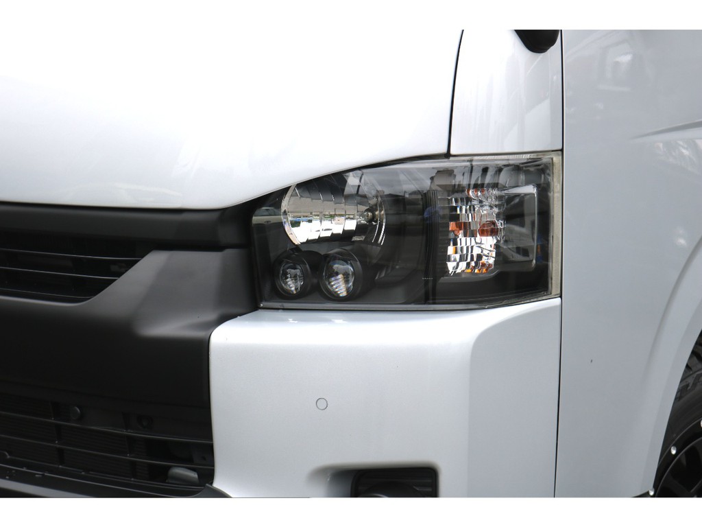 ＬＥＤヘッドライトインナーブラック施工
