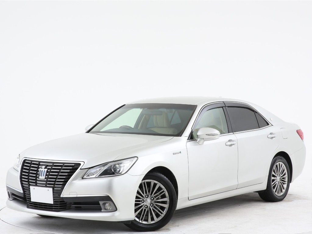 トヨタ クラウンロイヤル ハイブリッド 2 5 ロイヤルサルーン 車探しなら中古車 新車の専門店flex フレックス へ