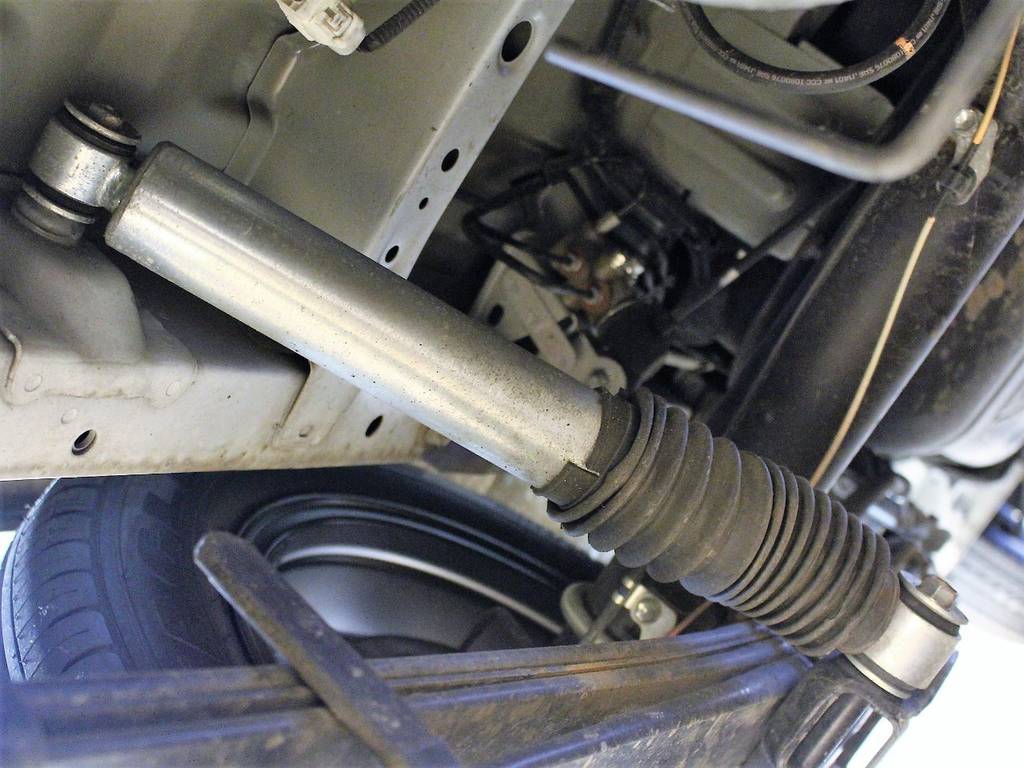 Ｒａｎｃｈｏ?Ｒｉｍ　ショックアブソーバー前後４本交換済み！