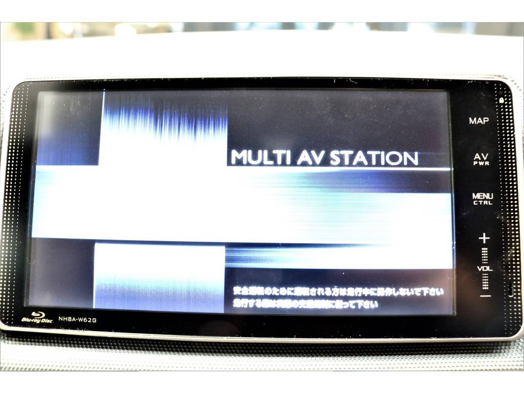 メーカー純正ナビ装着済みです！