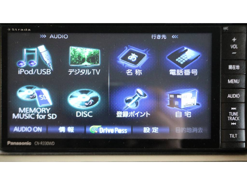 高機能で操作しやすいモーションコントロール採用！地デジ対応SDナビ！