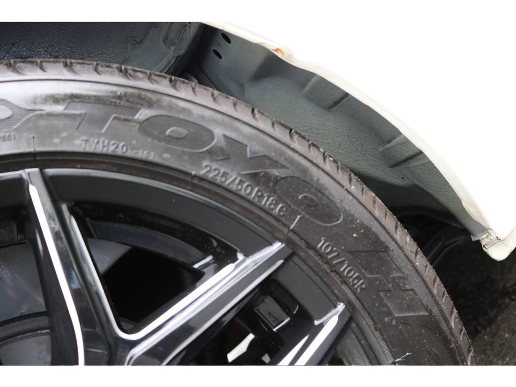 ＴＯＹＯ　Ｈ２０タイヤ！車検対応です！