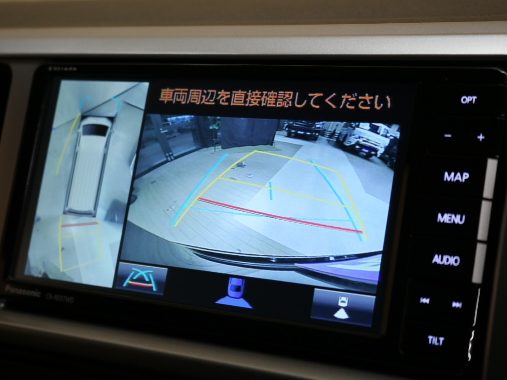 PVM、バックカメラ連動済★狭い道でも安心して運転出来ます♪