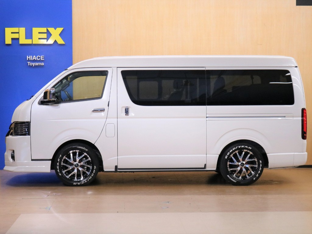 1.5インチローダウン施工済★乗り降りがしやすい車高です♪