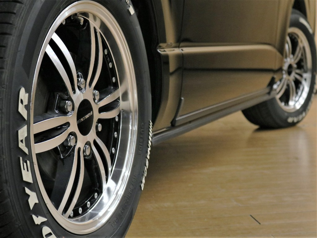 415COBRA　バッドラッカー17インチ搭載★