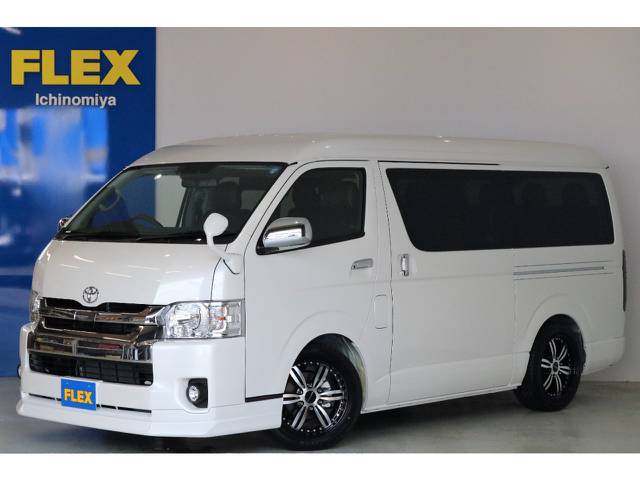新型ＴＳＳＰ付　ハイエースバン　ワイドミドルルーフ人気のトリプルナビ床張りパッケージが入庫です♪