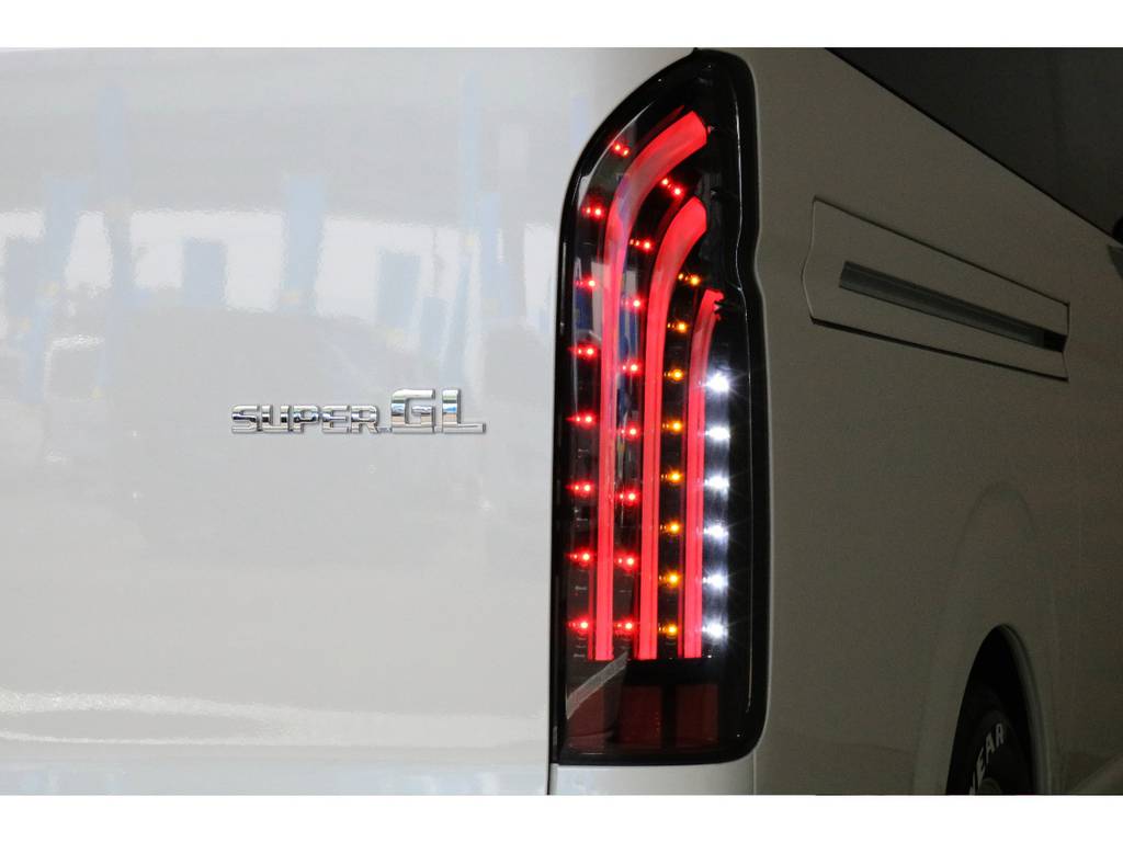 新品オリジナル煌ＲＥＤＬＥＤテールランプ?