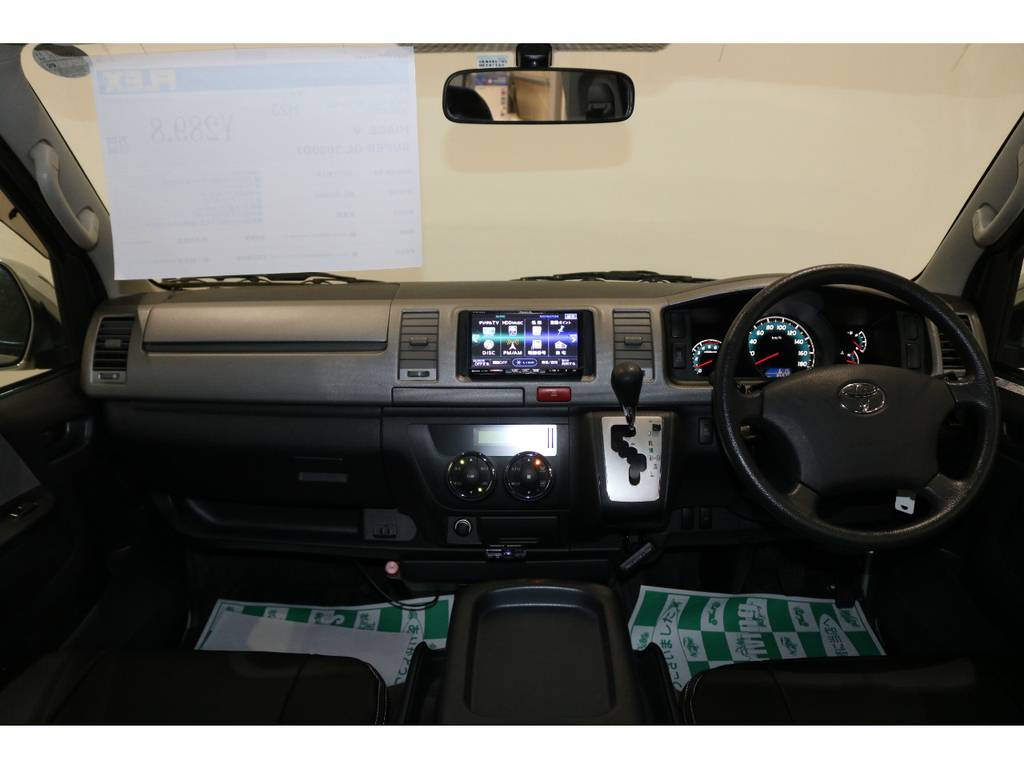 中古車は全車徹底的にルームクリーニング！！綺麗な状態で納車させて頂きます。