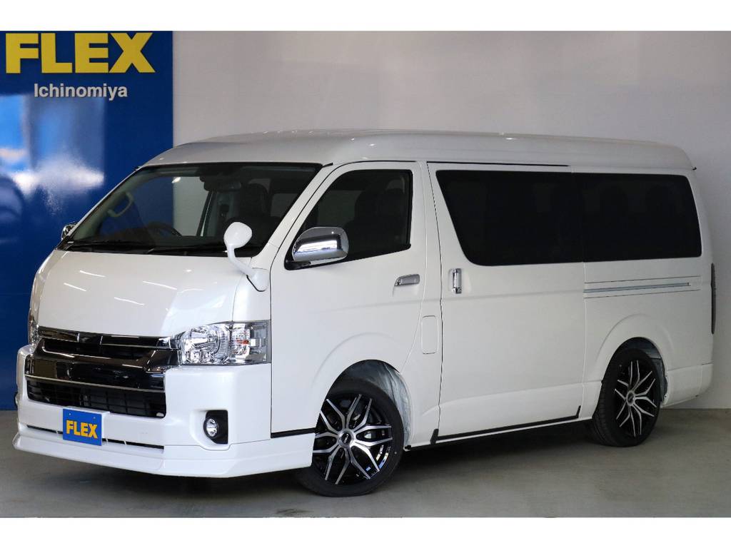 新車ハイエースワゴンGL４ＷＤ・オリジナル内装架装R1