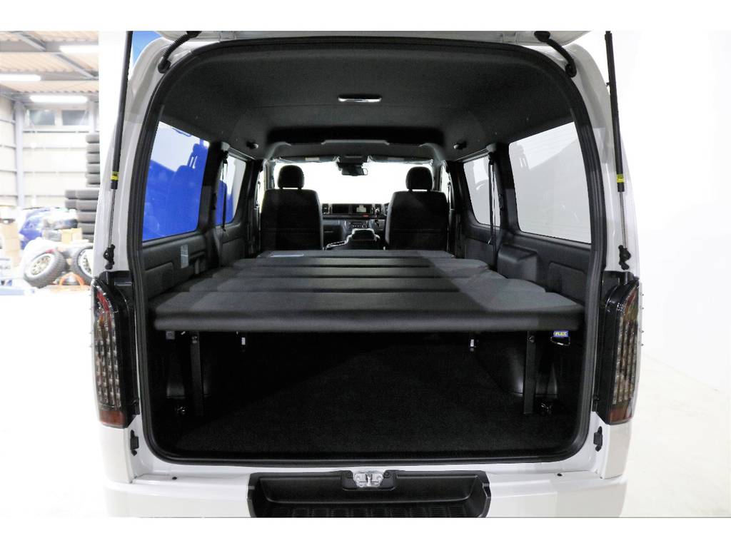 FLEXオリジナルベットキット装着済みなので、車中泊にもってこいです!!!!