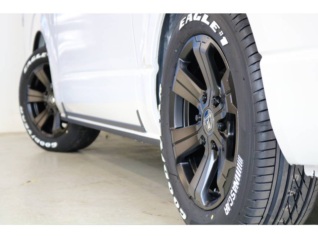 バルベログランデ１７インチアルミホイール+Goodyear　EAGLE1　NASCARタイヤ