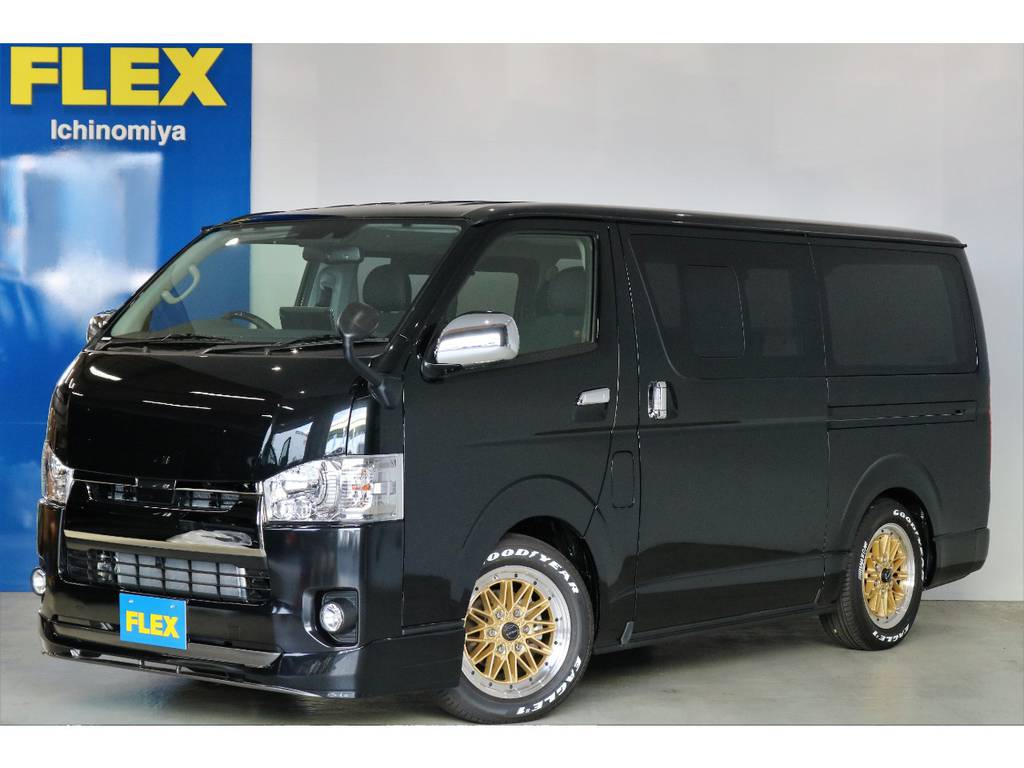 新車ハイエースＶスーパーＧＬ4WD・ディーゼル！ベッドキットや１１インチＳＤナビが装備された１台が完成♪