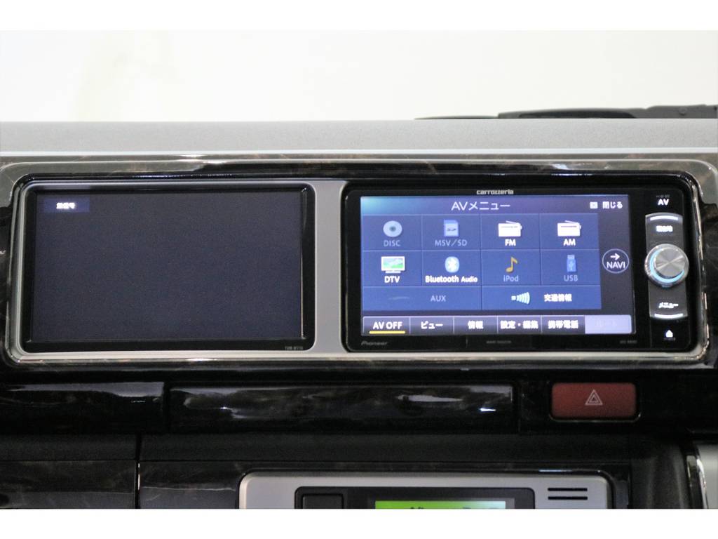 カロッツェリアＳＤナビ・フルセグＴＶ・Bluetooth接続可能!!!サブモニター装着済みなのでメーンナビでナビ案内をしながらサブモニターでテレビが見れます!!!!