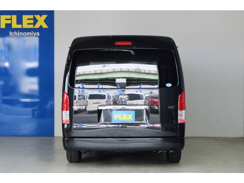 純正のバックカメラ搭載で駐車が苦手な方も安心です！