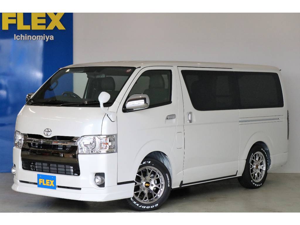 新車ハイエースV・５０ｔｈ・ベットキットパッケージが入荷いたしました!!!!