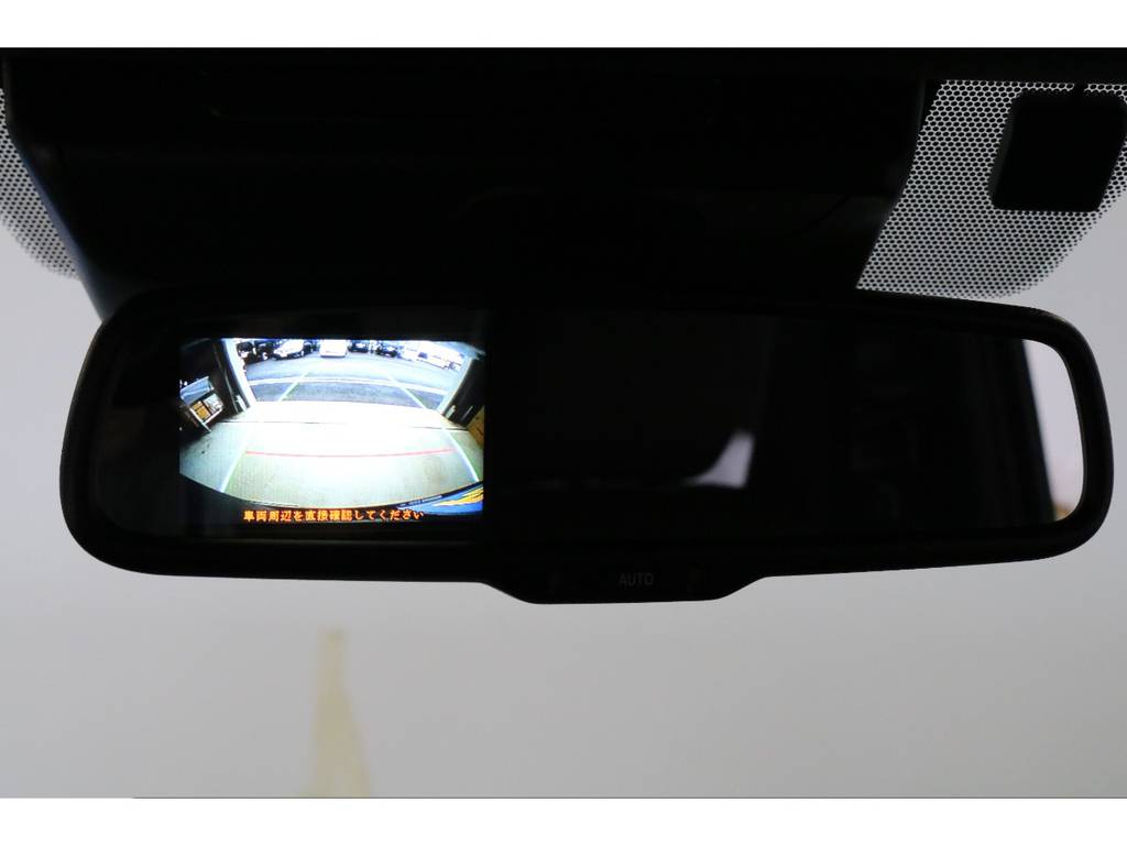 メーカーオプション：バックモニター内蔵自動防眩ミラ