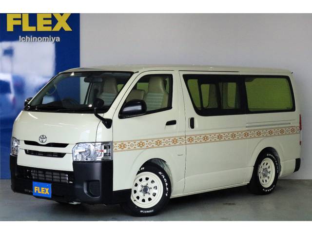 未登録ハイエースバン・DX・オシャレなライトイエローが入荷いたしました!!!!