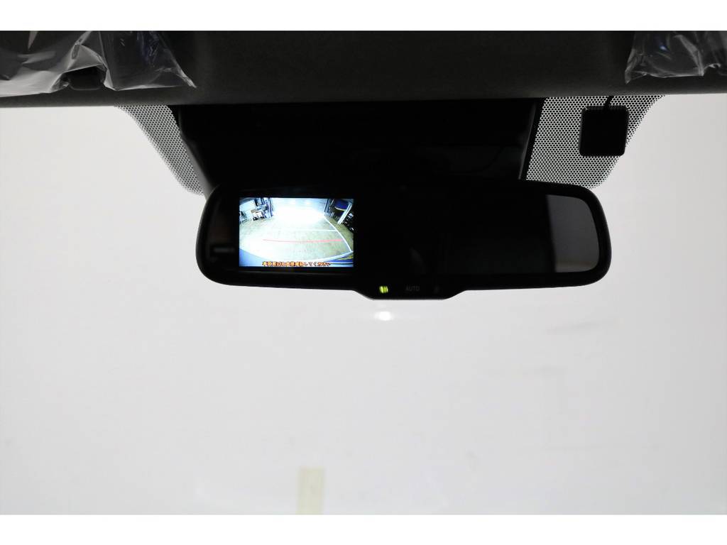 メーカーオプション：バックモニター内蔵自動防眩ミラー