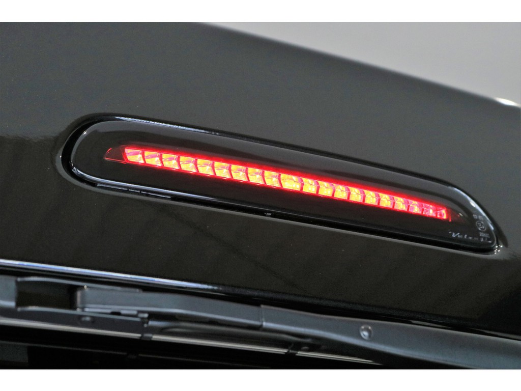 ヴァレンティ製ハイマウントストップランプ装着！