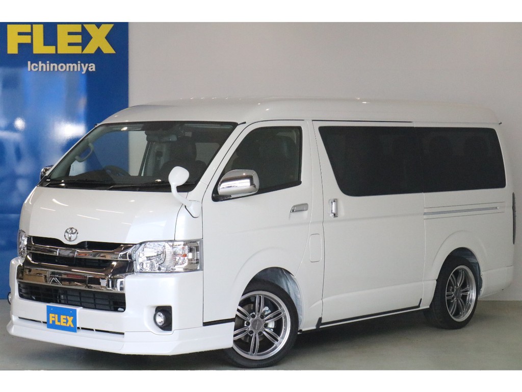 新車ハイエースワゴンGL４ＷＤ・オリジナル内装架装R1が入荷いたしました!!