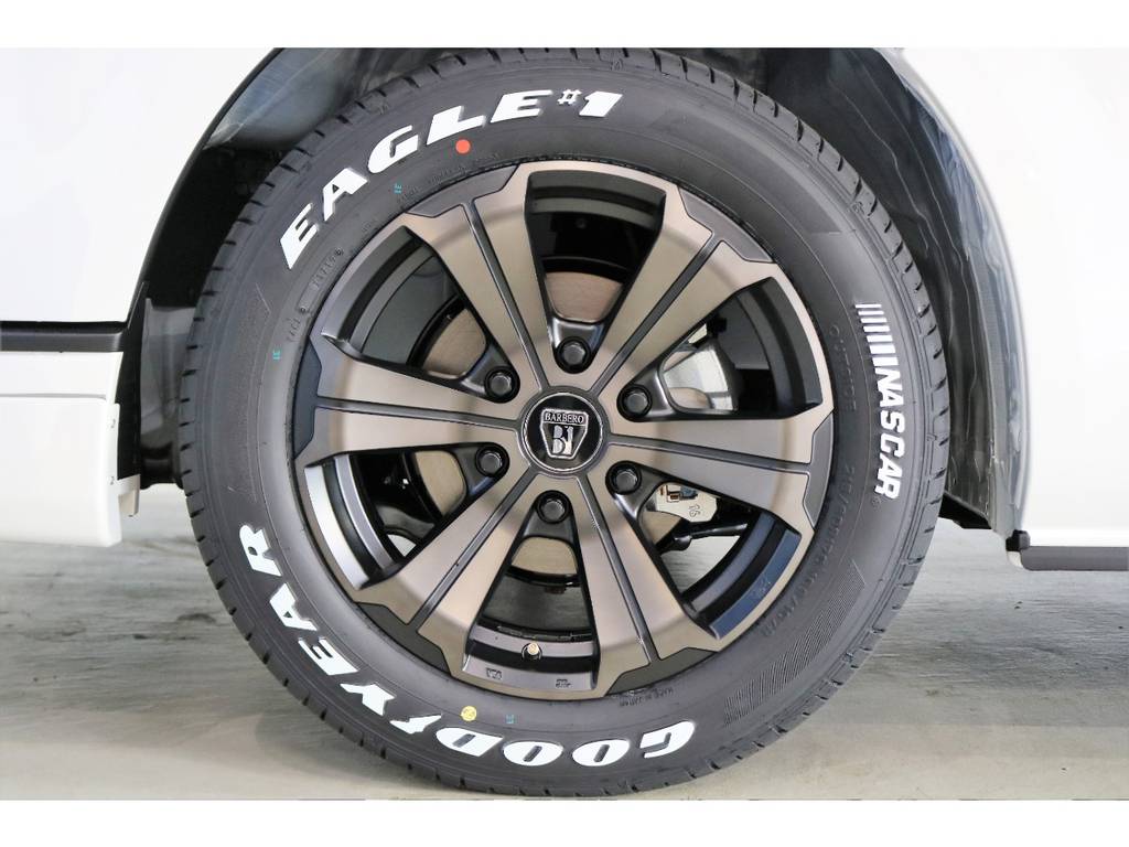 FLEXオリジナルカラー　クリムソン　バルベロ　グランデ17インチアルミホイール＆Goodyear EAGLE1　NASCARタイヤ