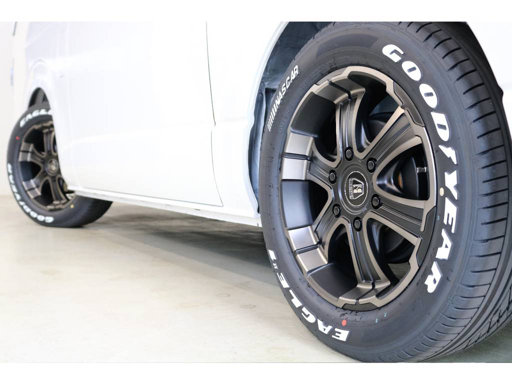 Goodyear　EAGLE1　NASCARタイヤ装着
