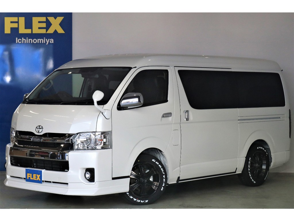 新車ハエイースＷ・４ＷＤ・床張りスタンダードトリプルナビパッケージが入荷いたしました