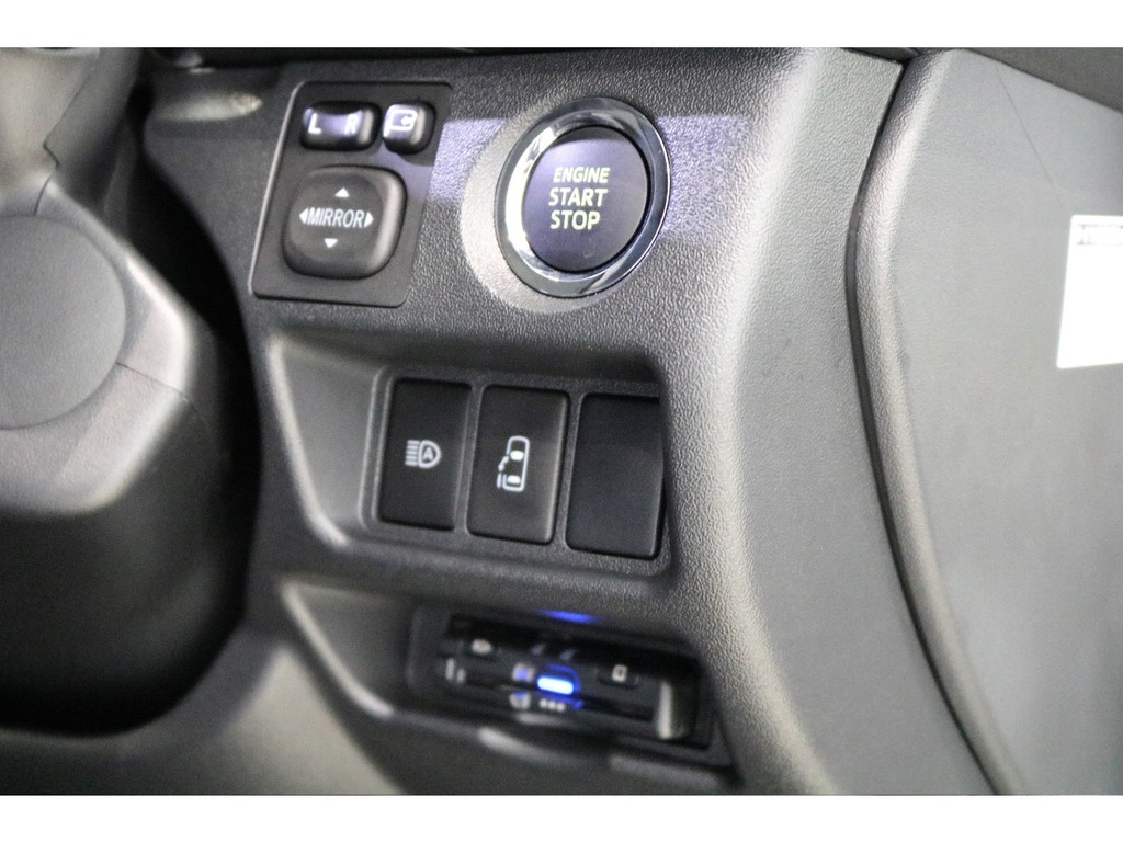 メーカーオプション多数付いております