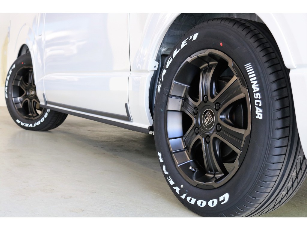 Goodyear　EAGLE1　NASCARタイヤ装着済み!