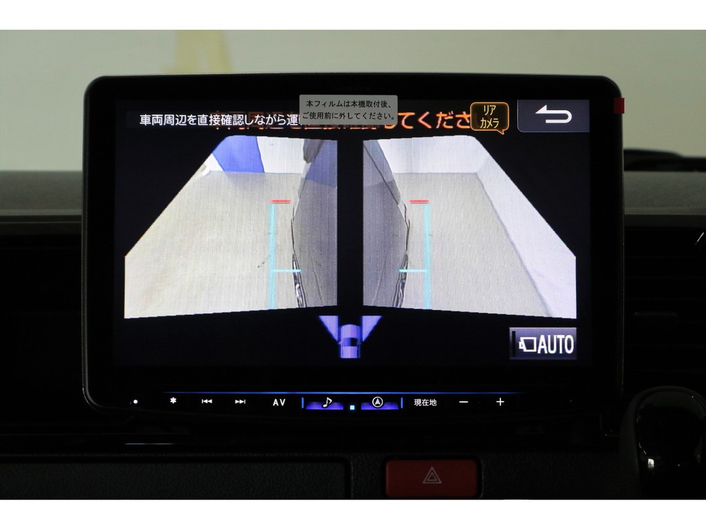 フロントカメラやサイドカメラ映像に切り替えることも可能です!!!!