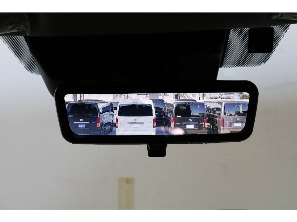 新メーカーオプション：デジタルインナーミラー