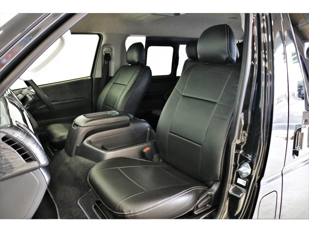 FLEXオリジナルブラックレザー調シートカバー!!!!専用設計なのでフィッティングも良く、高級感があります!!!!