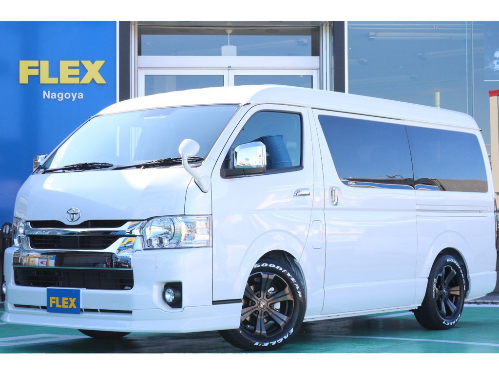 新車ハイエースワゴン・4WD・スタンダードトリプルナビパッケージが入庫いたしました♪