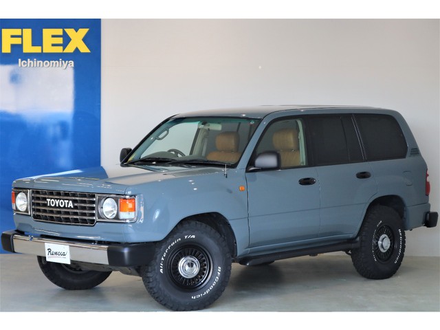 ＦＬＥＸがお送りする車選びの新しい選択肢【Renoca】の中でも大人気の【106】完成しました！ランクル１００をベースに６０角目フェイスをインストール♪