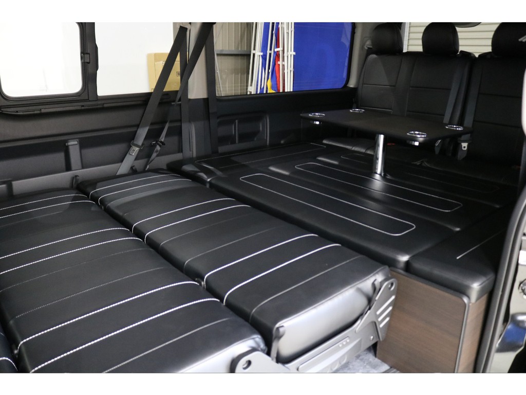 フルフラットにした状態です！家族全員で車中泊も出来ますね♪