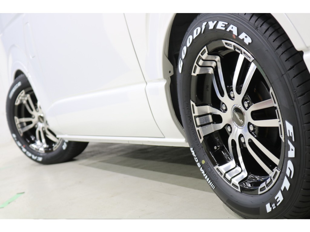 合わせるはGoodyear　EAGLE1　NASCARタイヤ!!!!王道の組み合わせです!!!!