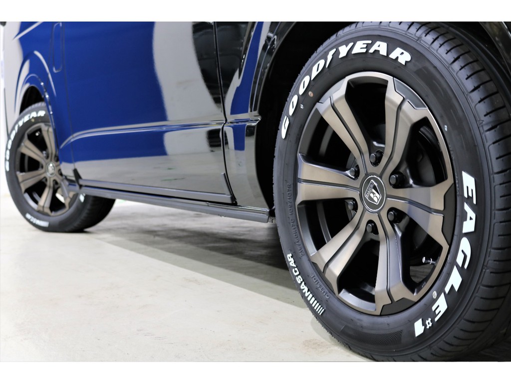 合わせるはGoodyear　EAGLE1　NASCAR　ホワイトレタータイヤ！