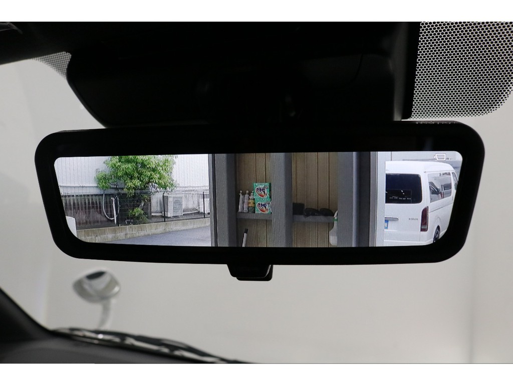 メーカーオプション：デジタルインナーミラー