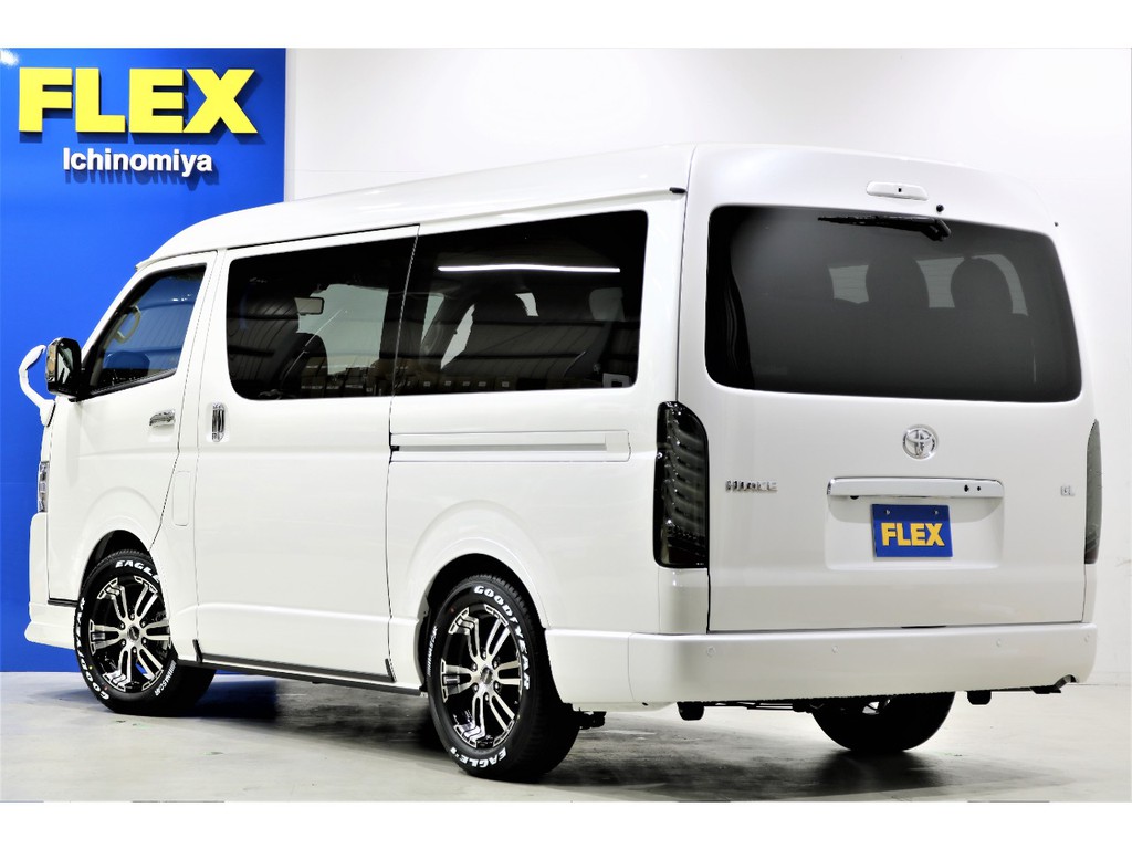 FLEXランクルハイエース一宮店！！国道２２号線沿いの広々店舗！！お問い合わせは、0586777753まで