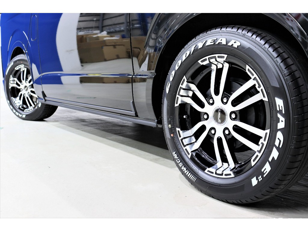定番のGoodyearナスカータイヤを装着