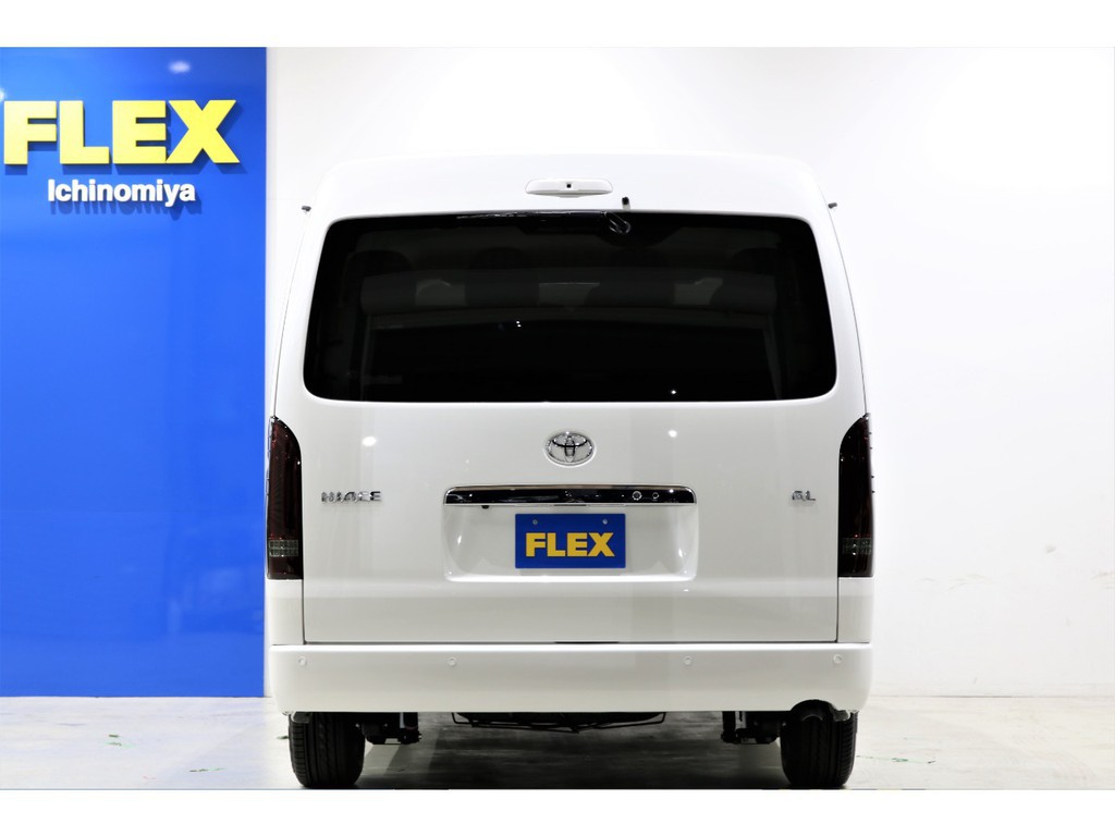 テールにはFLEXオリジナル「ULTIMATE」をインストール！シーケンシャルタイプのウインカーが特徴です！