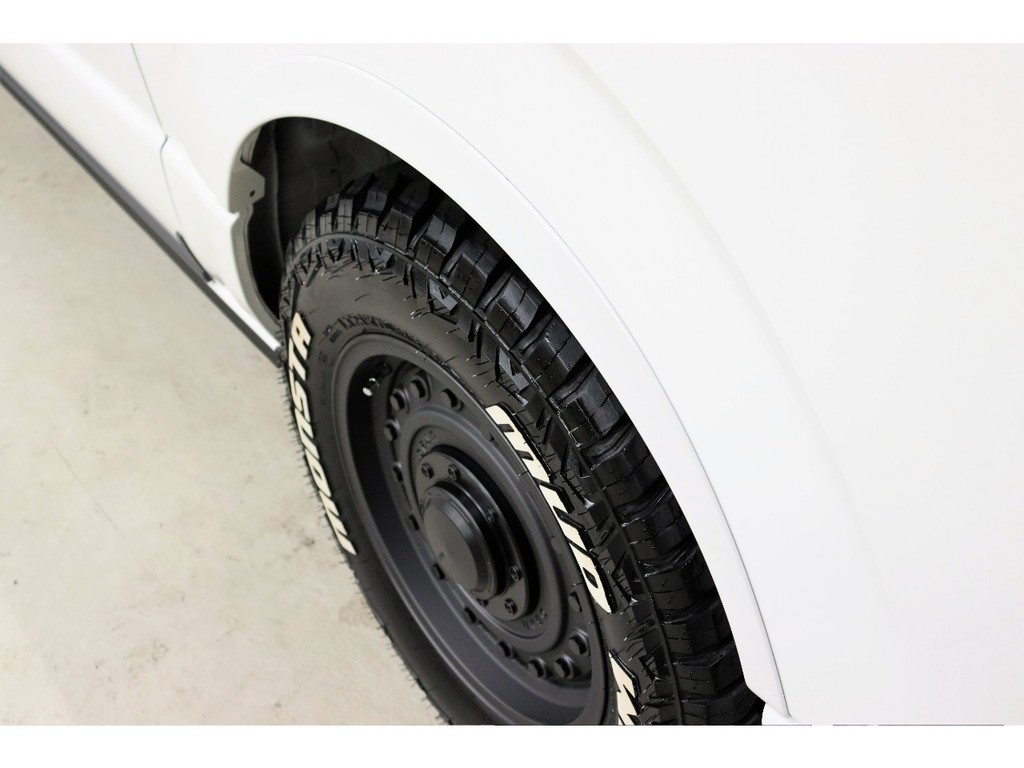 オリジナルオーバーフェンダー装着で車検対応です