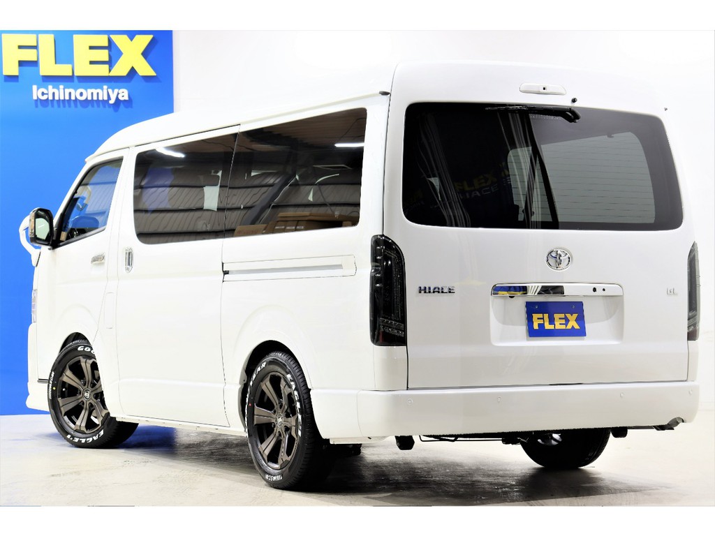 FLEXランクルハイエース一宮店！！国道２２号線沿いの広々店舗！！お問い合わせは、0586777753まで
