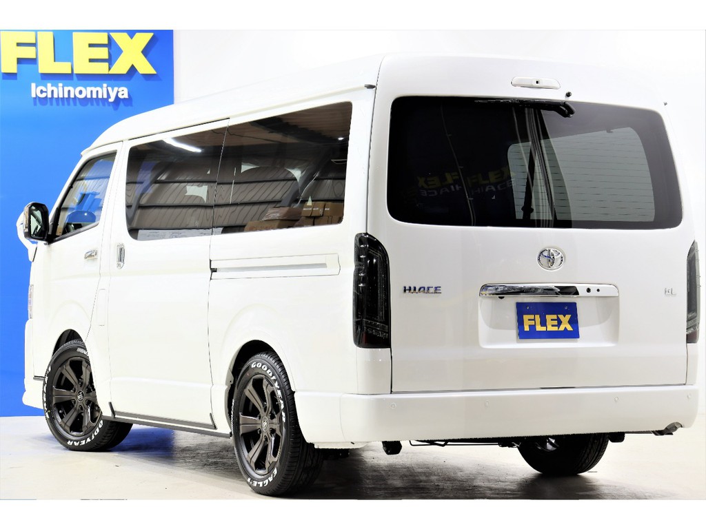 FLEXランクルハイエース一宮店！！国道２２号線沿いの広々店舗！！お問い合わせは、0586777753まで