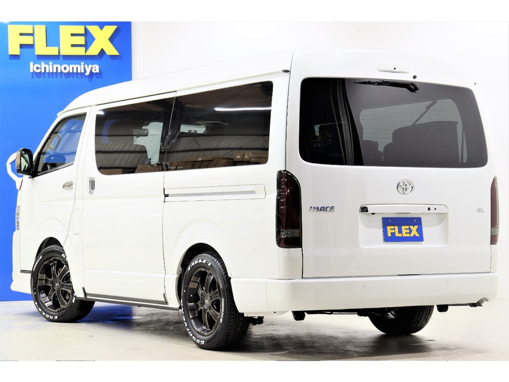 FLEXランクルハイエース一宮店！！国道２２号線沿いの広々店舗！！お問い合わせは、0586777753まで