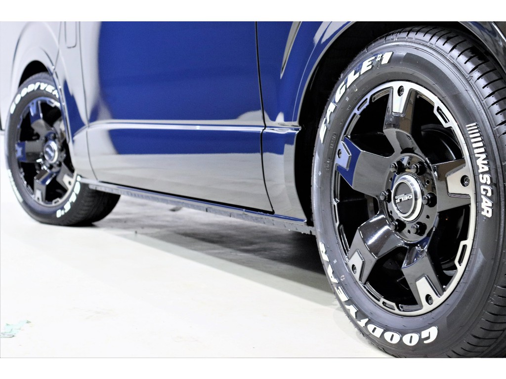 定番のGoodyear　NASCARタイヤセレクト