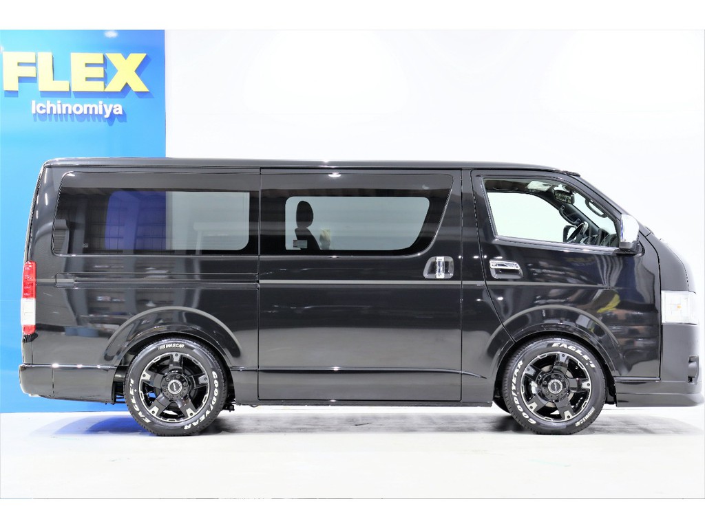 FLEXランクルハイエース一宮店！！国道２２号線沿いの広々店舗！！お問い合わせは、0586777753まで